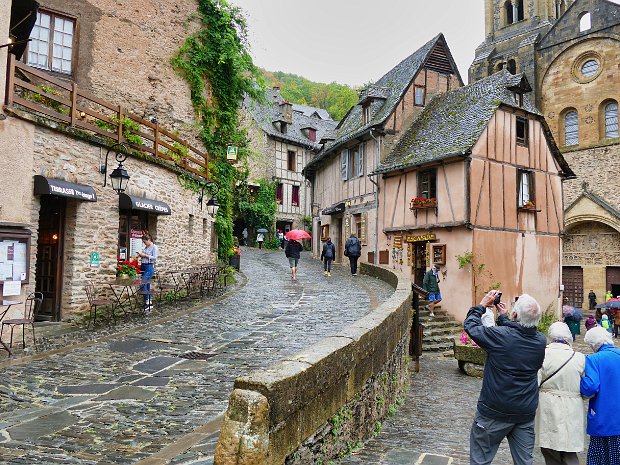 Conques