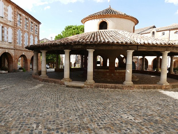 7 Auvillar